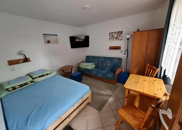 Tmt Pokoje Goscinne Z Aneksami Kuchennymi